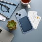Preview: Mag Wallet MagSafe Kartentasche violett am Tisch Handyzubehör in Linz kaufen bestellen