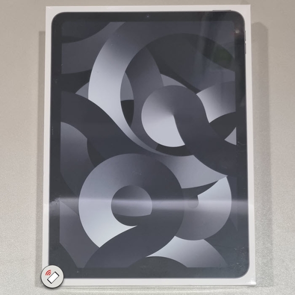 Apple iPad Air 5 2022 256 Gigabyte WiFi Space Gray A2588 MM9L3FD/A NEU Box vorne Handyshop Linz kaufen Apple iPad Air 5 2022 256 Gigabyte WiFi Space Gray A2588 MM9L3FD/A NEU Box vorne Handyshop Linz kaufen